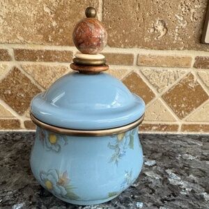 Rare MacKenzie-Childs Blue Flower Market  Lidded Sugar Bowl With Stone Knob Enam